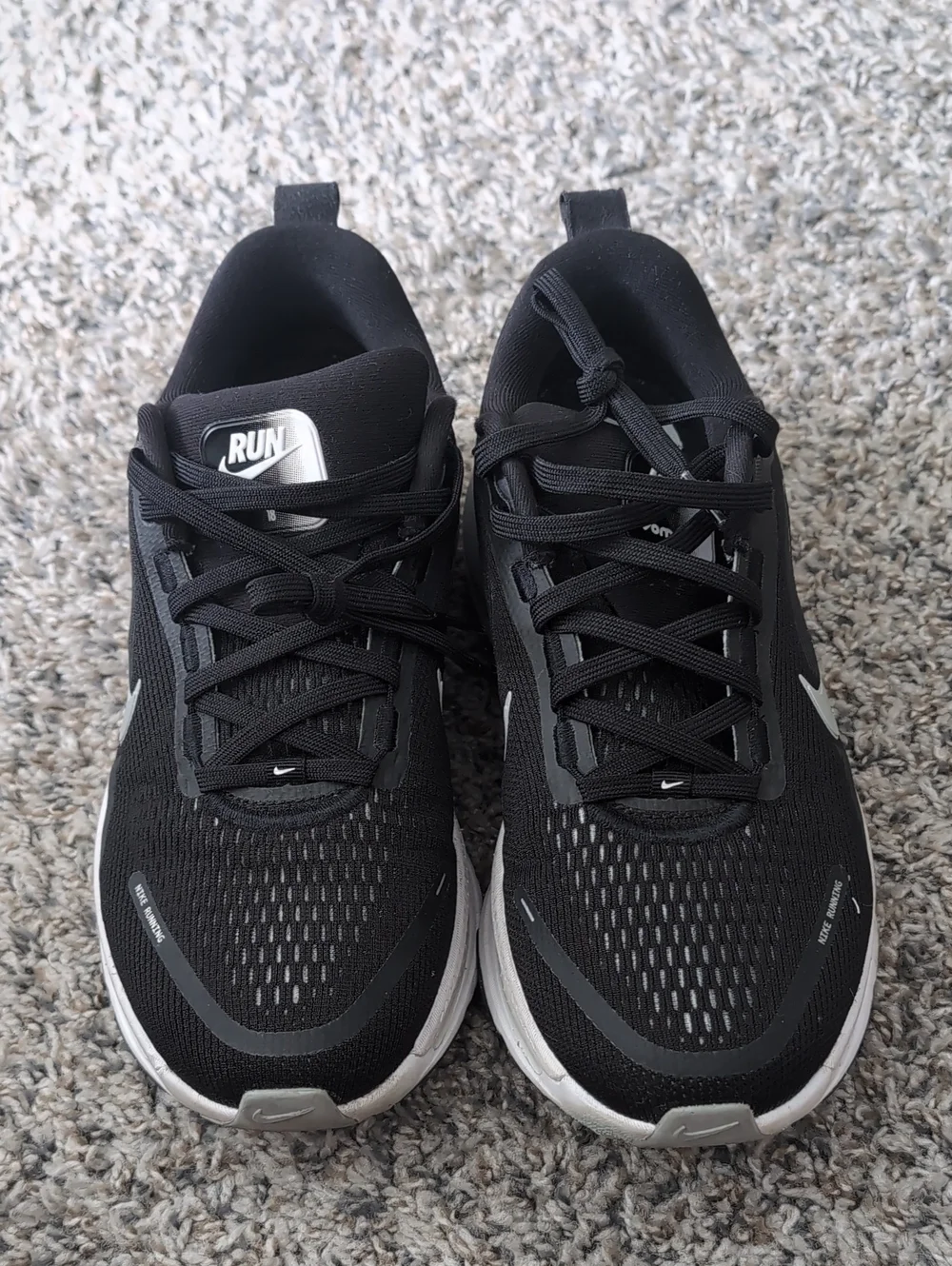 Nike Women's Black and White Running Shoes